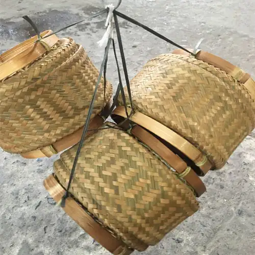 Ếp khẩu/Cóong khẩu: Hộp đựng xôi người Thái